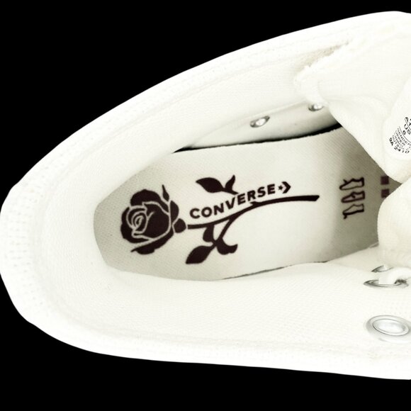Converse Women's Embroidered White Red Heart/Rose High Top Sneakers Size 6 NWOB - Picture 8 of 11